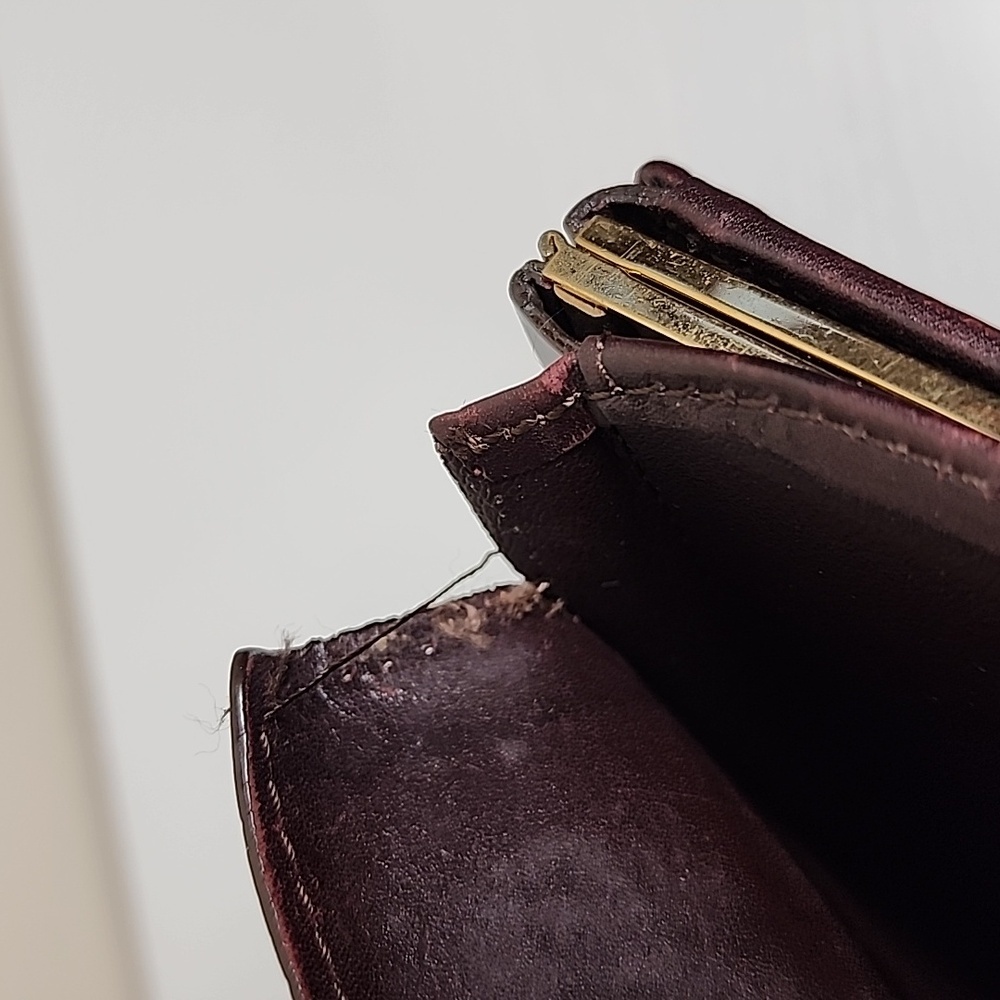 Louis Vuitton Monogram Vernis Wallet In Amarante - Picture 10 of 11